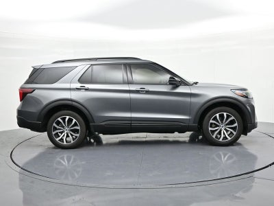 2025 Ford Explorer ST-Line 4WD