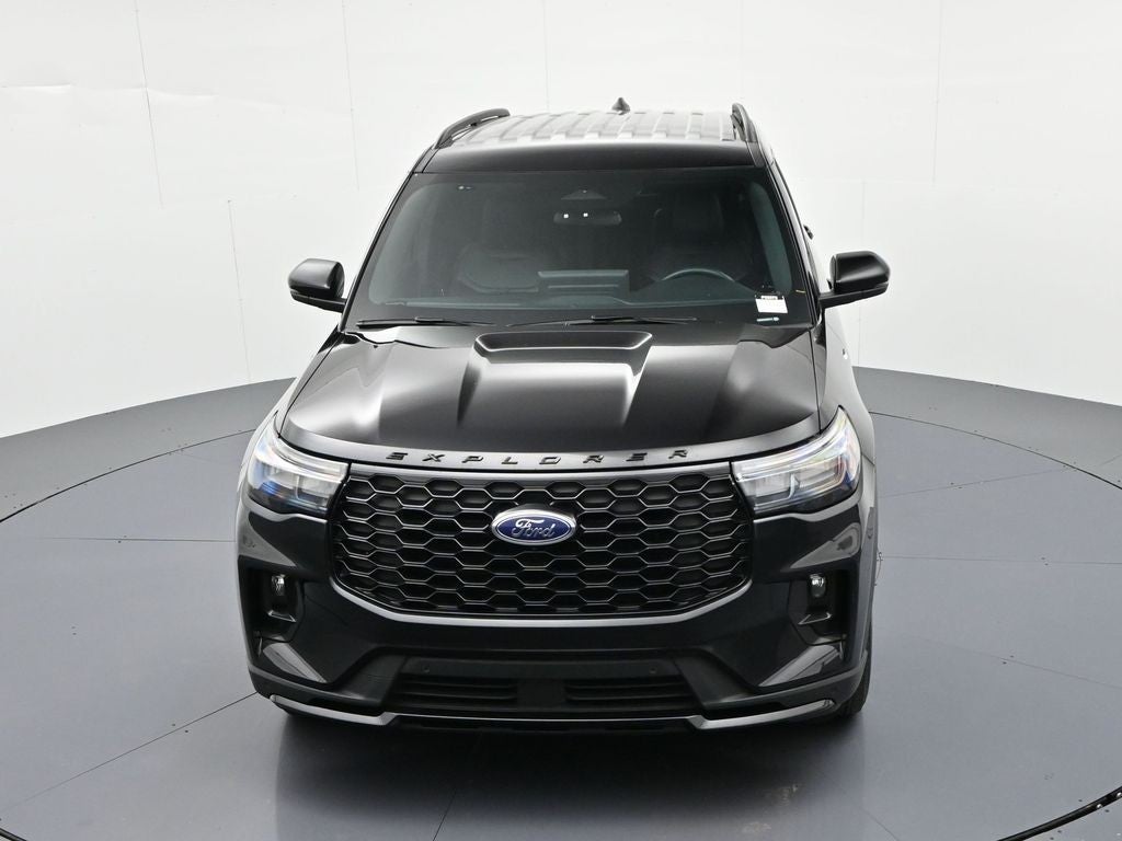 2025 Ford Explorer ST-Line 4WD