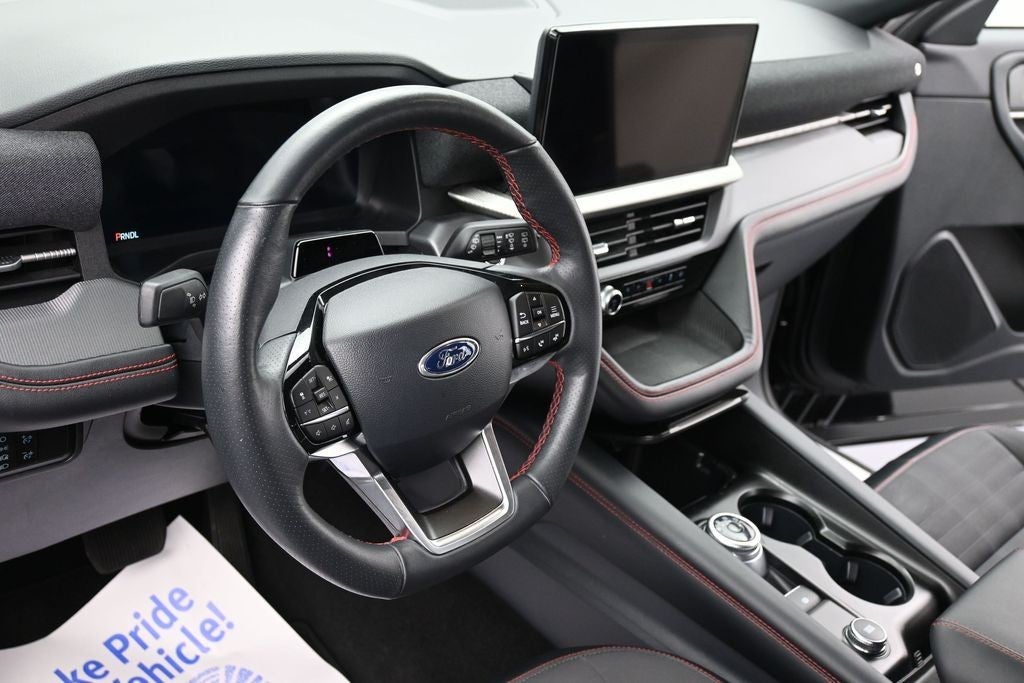 2025 Ford Explorer ST-Line 4WD