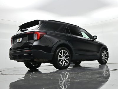 2025 Ford Explorer ST-Line 4WD