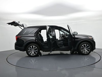 2025 Ford Explorer ST-Line 4WD