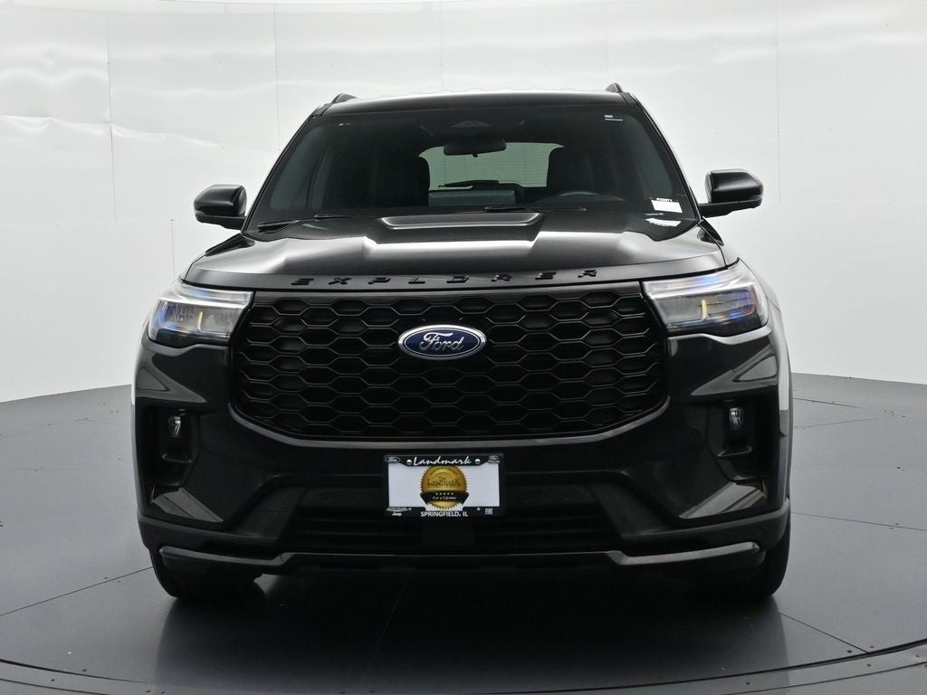 2025 Ford Explorer ST-Line 4WD