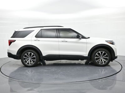 2025 Ford Explorer ST-Line 4WD