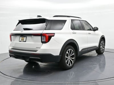2025 Ford Explorer ST-Line 4WD