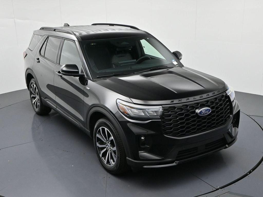 2026 Ford Explorer ST-Line 4WD