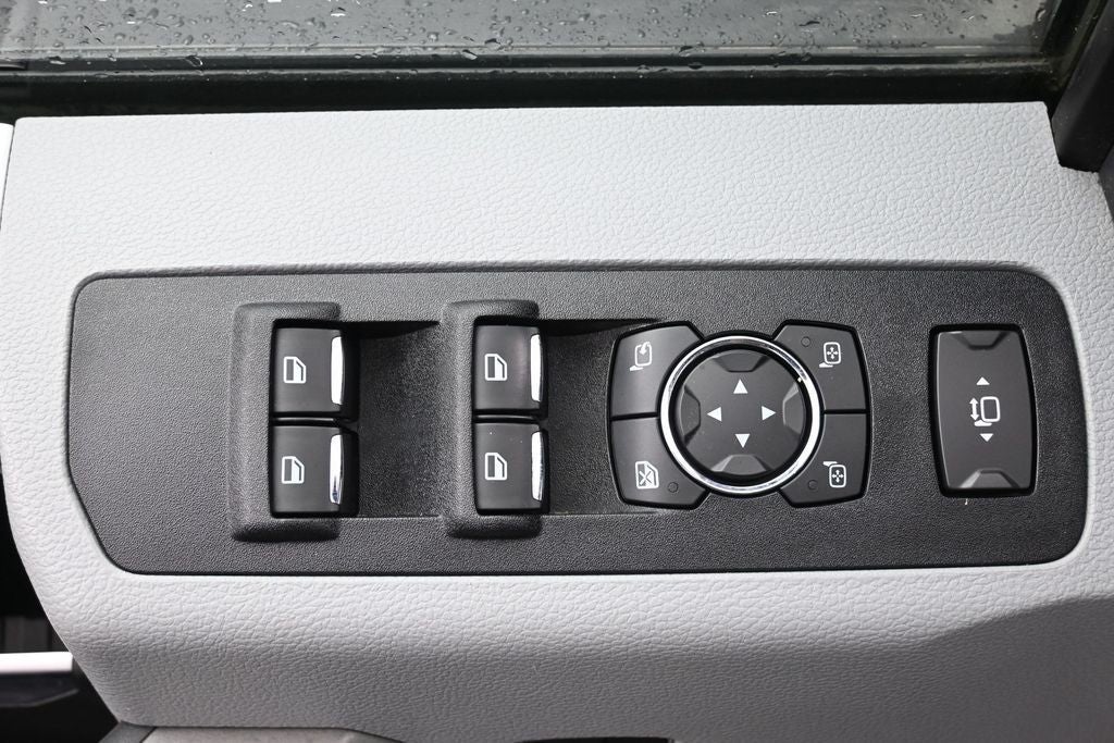 2022 Ford Super Duty F-350 SRW Limited