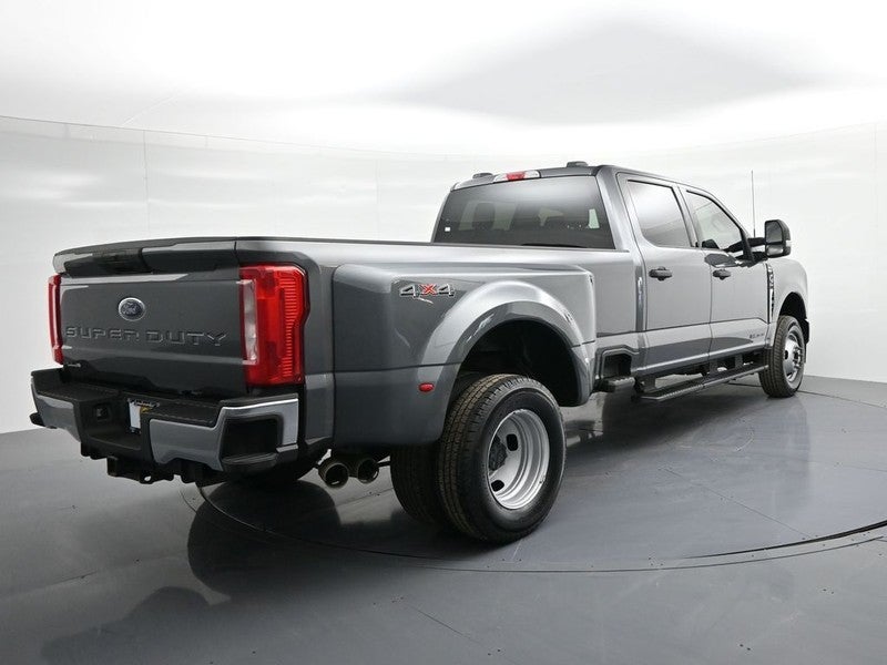 2025 Ford Super Duty F-350 DRW XLT