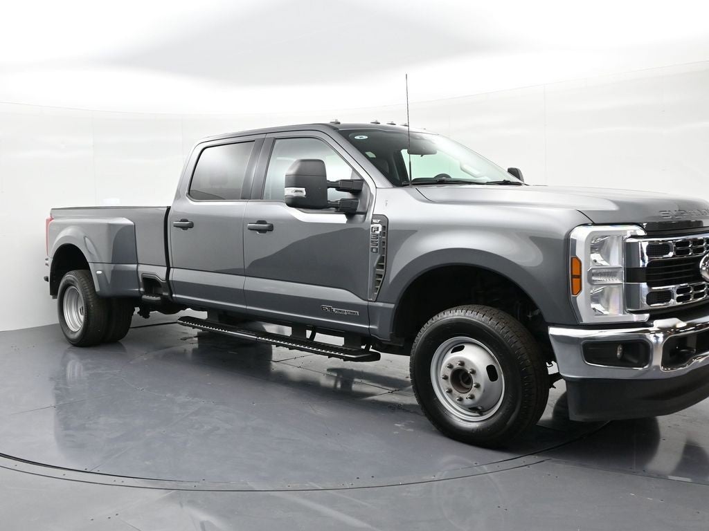 2025 Ford Super Duty F-350 DRW XLT