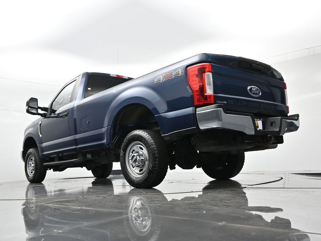 2018 Ford Super Duty F-350 SRW XL