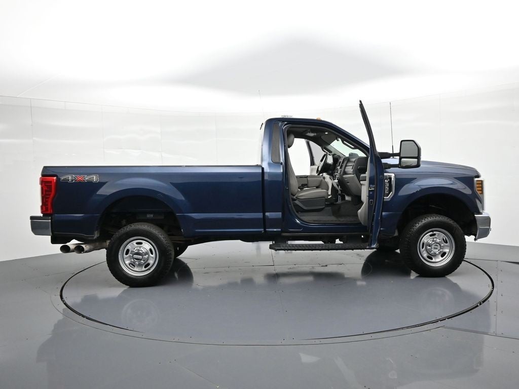 2018 Ford Super Duty F-350 SRW XL