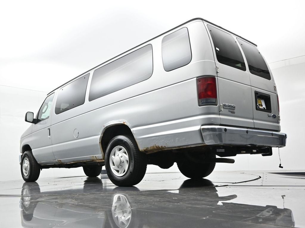 2009 Ford Econoline Cargo Van Commercial