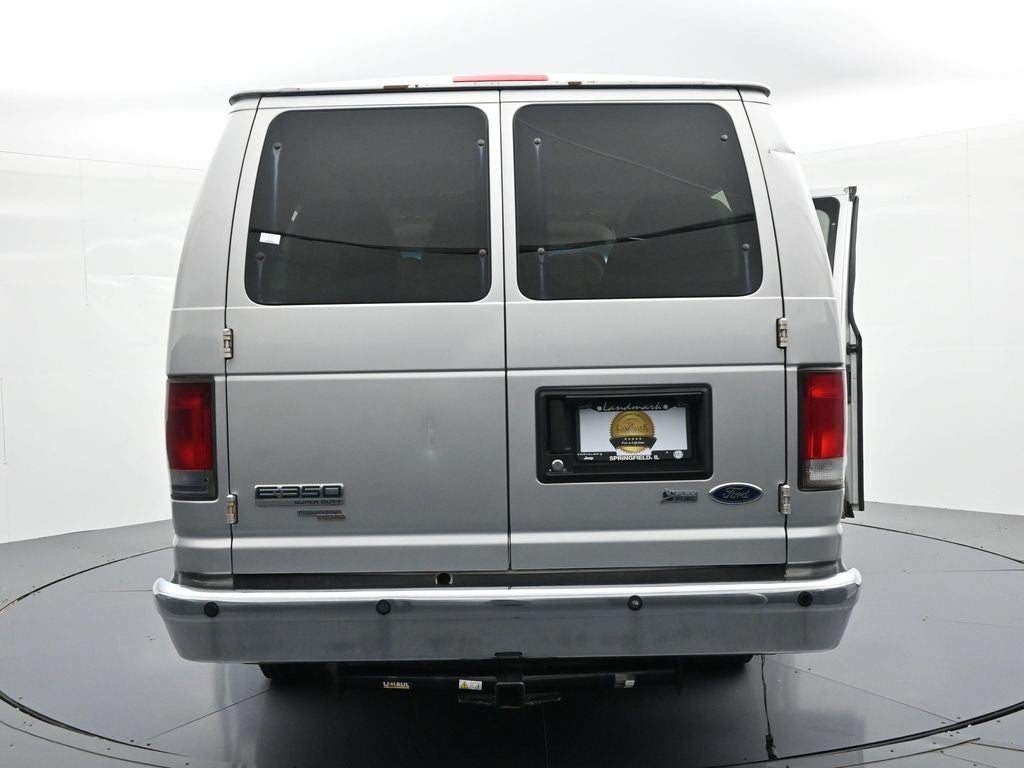 2009 Ford Econoline Cargo Van Commercial