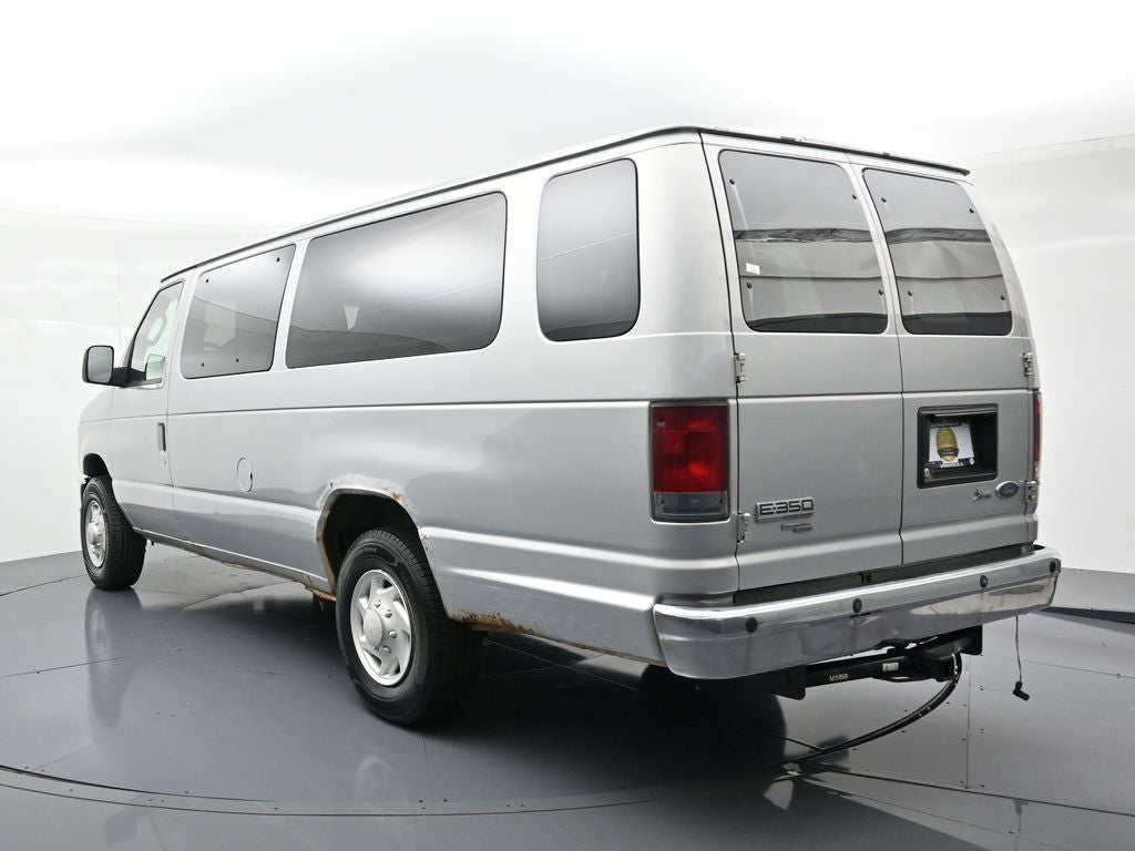 2009 Ford Econoline Cargo Van Commercial