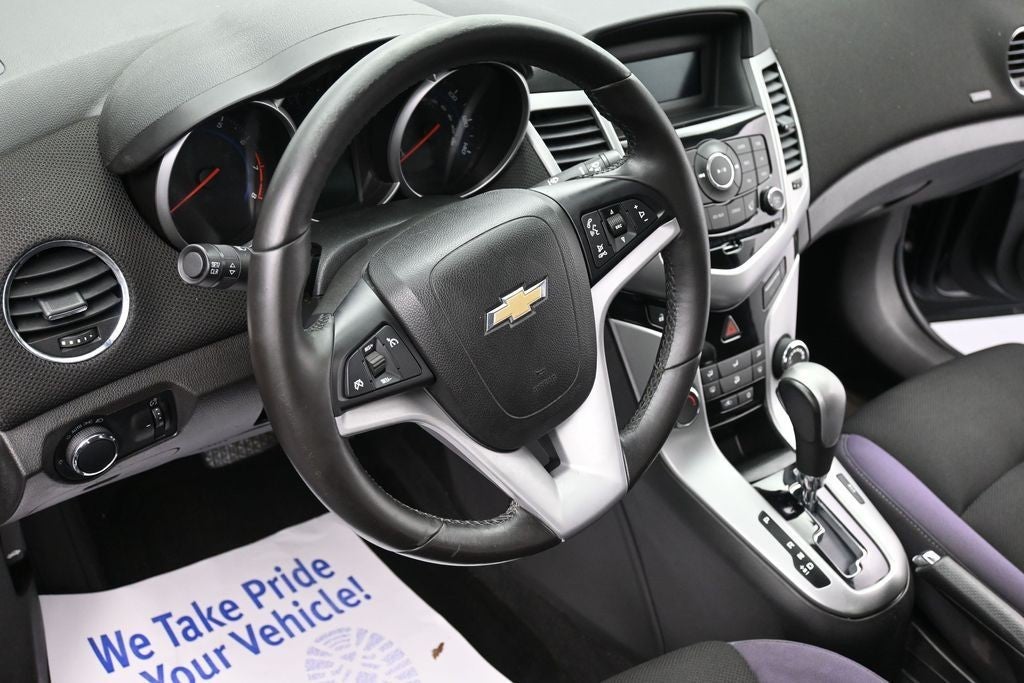2013 Chevrolet Cruze 4dr Sdn Auto 1LT