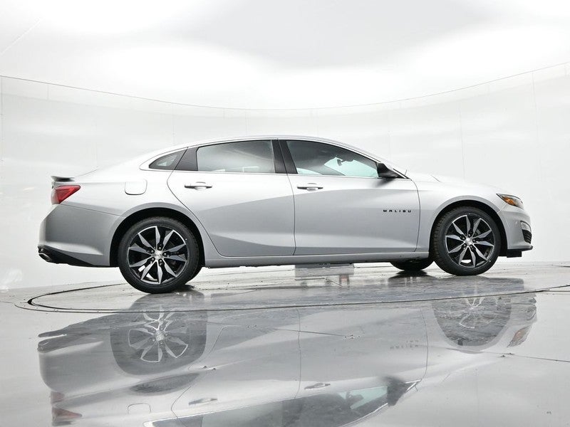 2022 Chevrolet Malibu 4dr Sdn RS