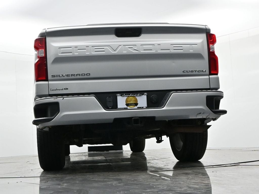 2021 Chevrolet Silverado 1500 4WD Double Cab 147" Custom