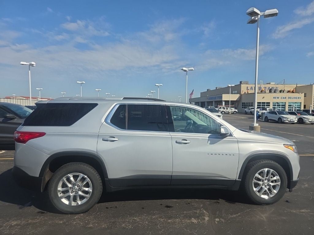 2018 Chevrolet Traverse AWD 4dr LT Cloth w/1LT