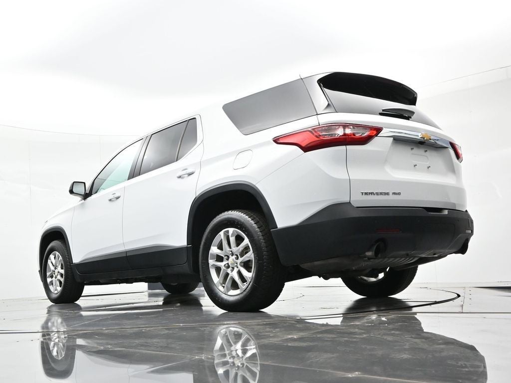 2021 Chevrolet Traverse LS w/1FL