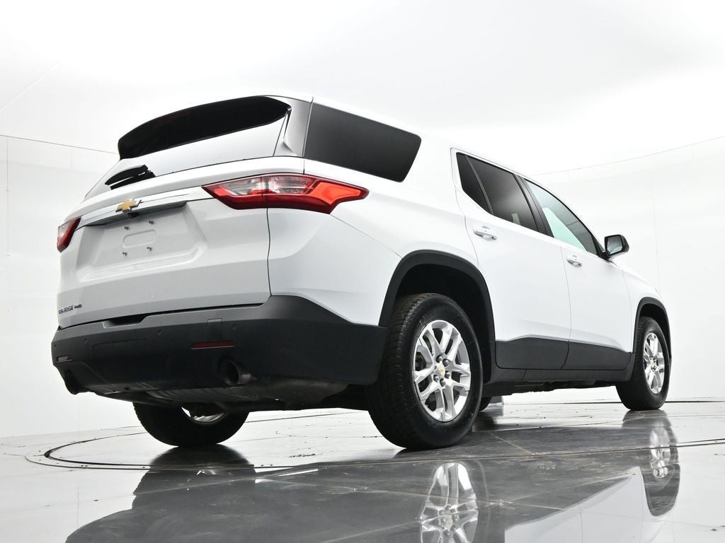 2021 Chevrolet Traverse LS w/1FL