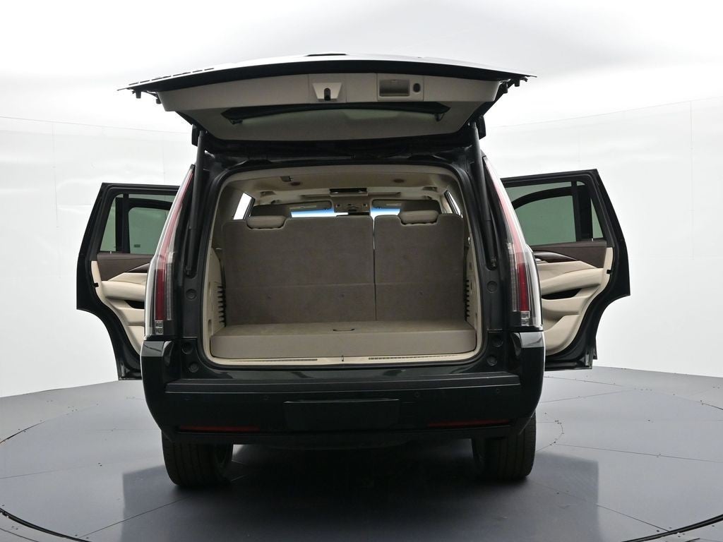 2016 Cadillac Escalade 4WD 4dr Luxury Collection