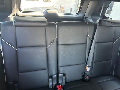 2023 Cadillac Escalade ESV 4WD 4dr Premium Luxury