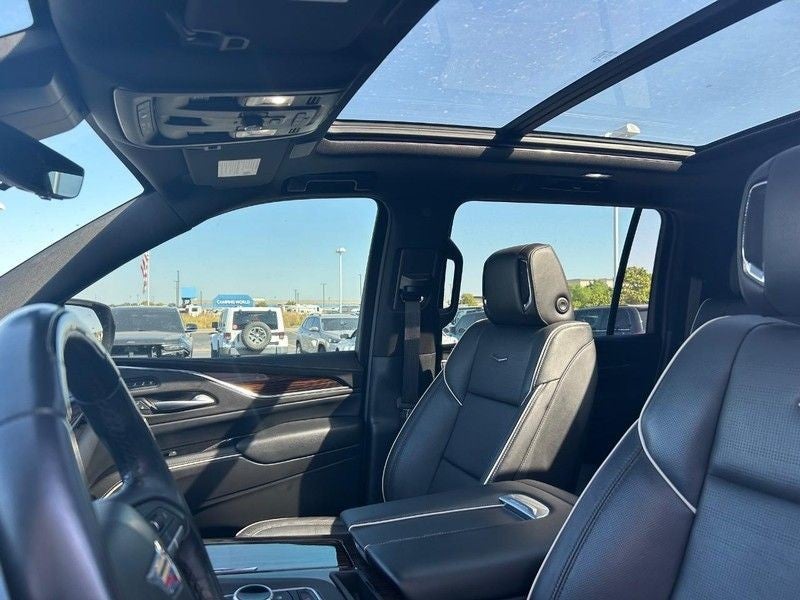 2023 Cadillac Escalade ESV 4WD 4dr Premium Luxury