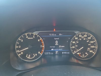 2021 Nissan Altima 2.0 SR Sedan