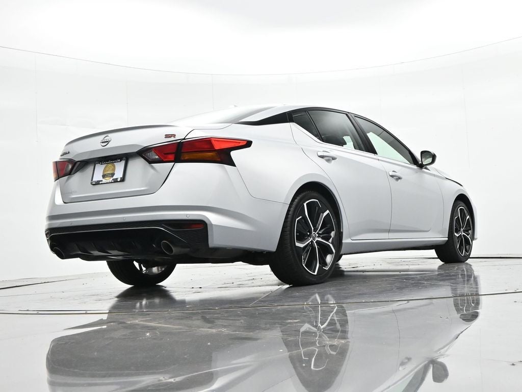 2024 Nissan Altima 2.5 SR Sedan