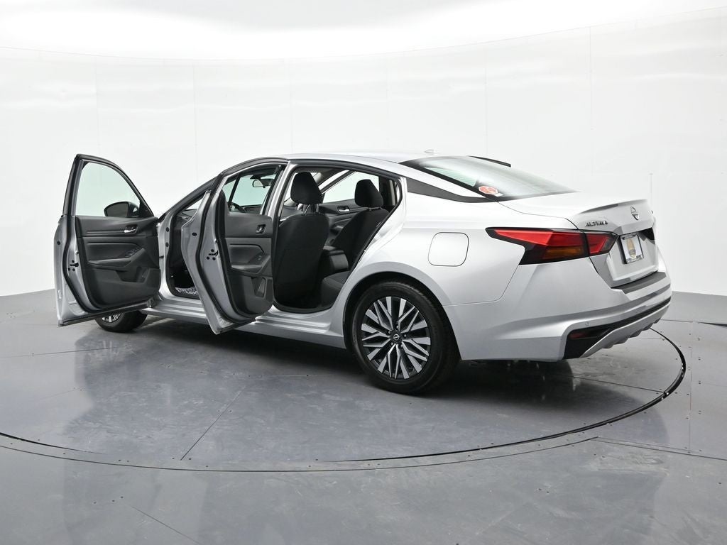 2024 Nissan Altima 2.5 SV Sedan