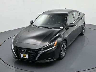 2024 Nissan Altima 2.5 SV Sedan
