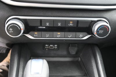 2022 Nissan Altima 2.5 SV Sedan
