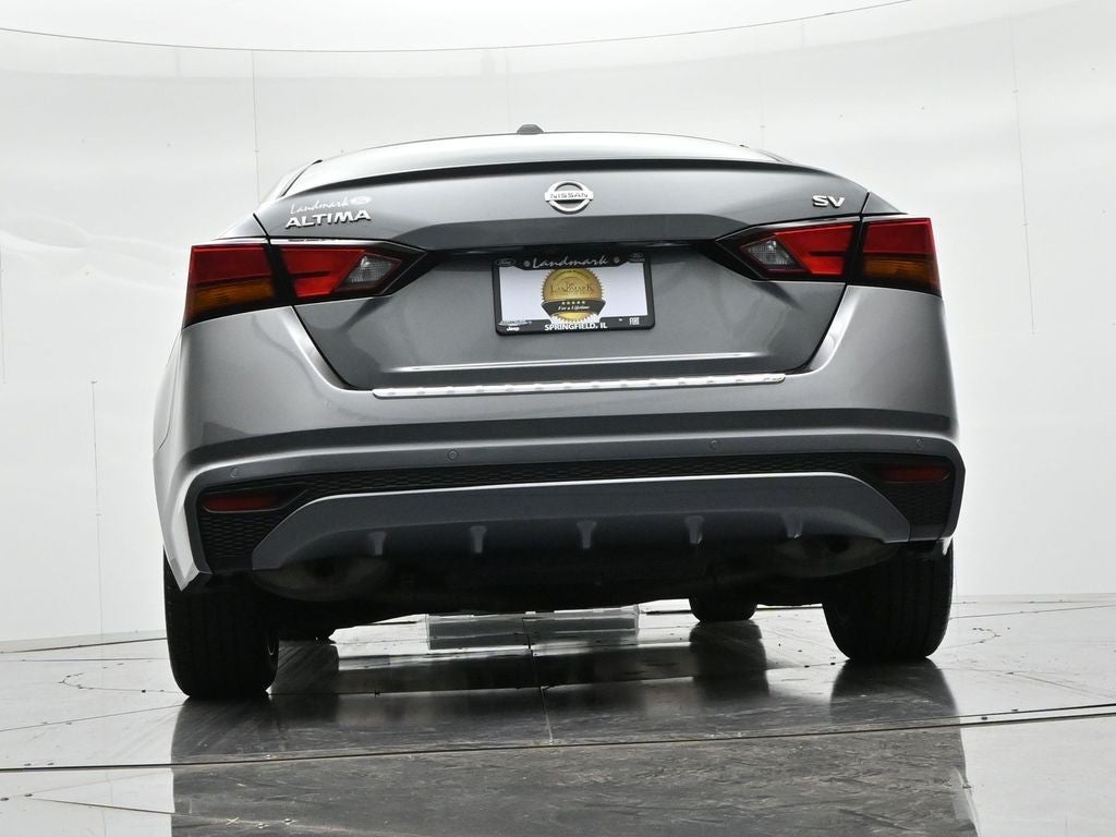 2022 Nissan Altima 2.5 SV Sedan