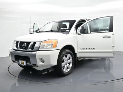 2012 Nissan Titan 4WD Crew Cab SWB SL