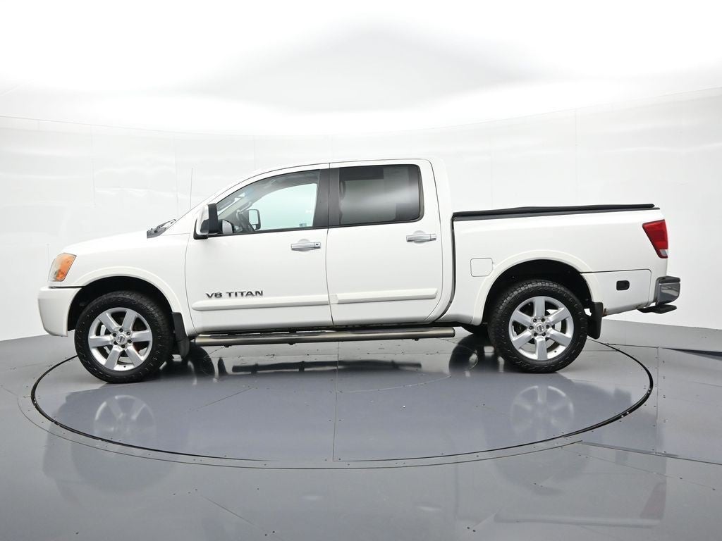 2012 Nissan Titan 4WD Crew Cab SWB SL