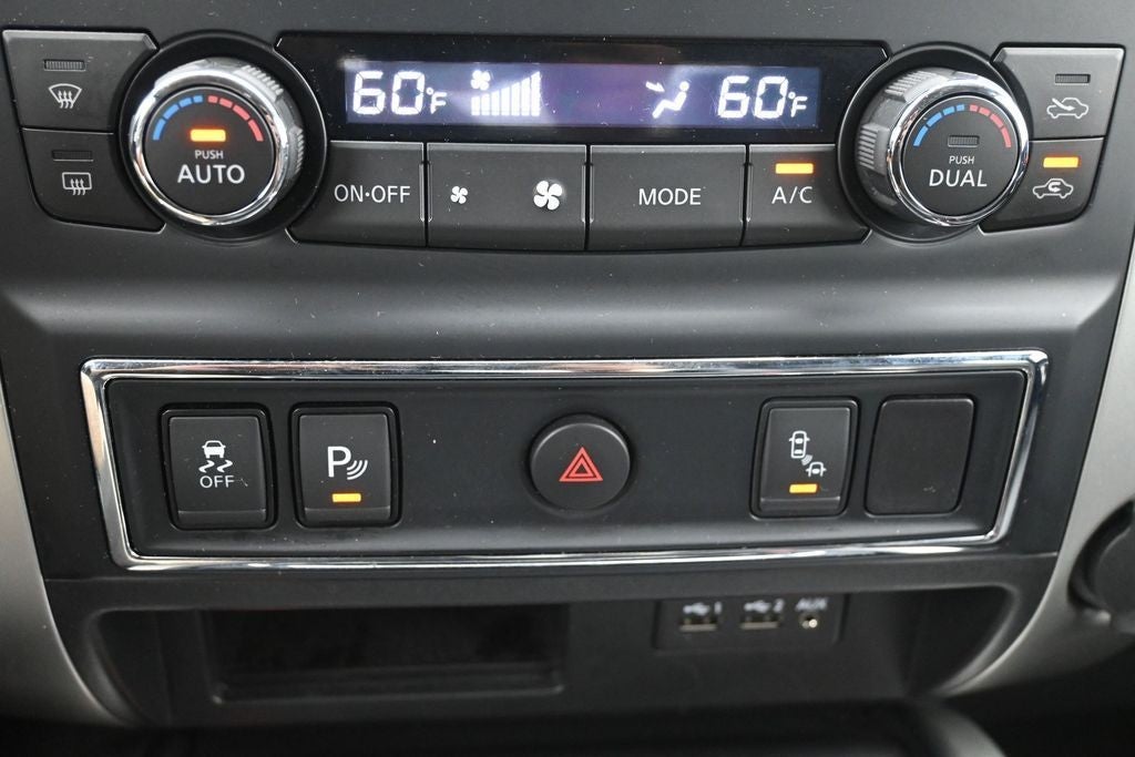 2019 Nissan Titan 4x2 King Cab SV