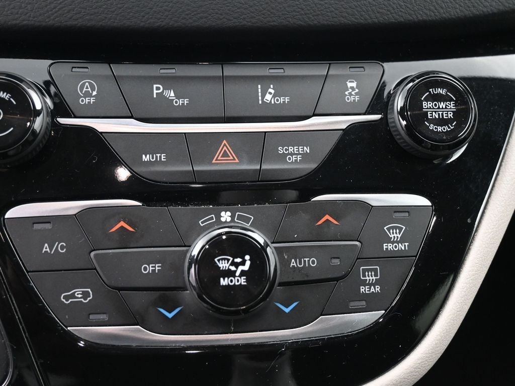 2023 Chrysler Pacifica Touring L FWD