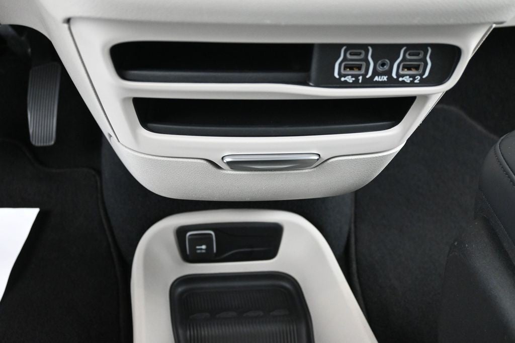 2024 Chrysler Pacifica Touring L FWD