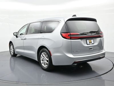 2024 Chrysler Pacifica Touring L FWD