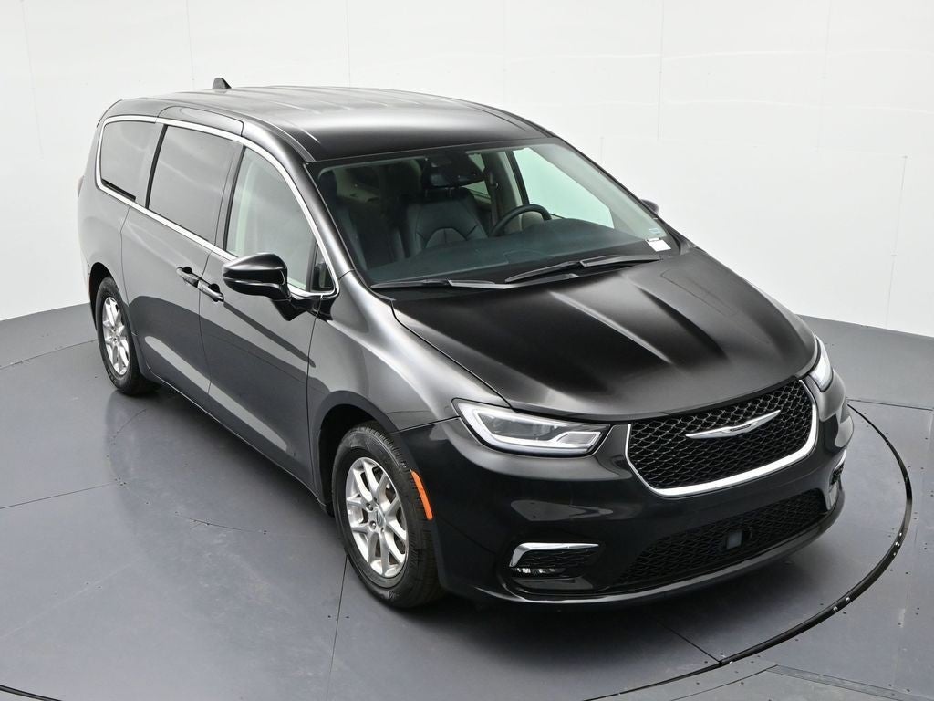 2024 Chrysler Pacifica Touring L FWD