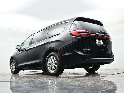 2024 Chrysler Pacifica Touring L FWD
