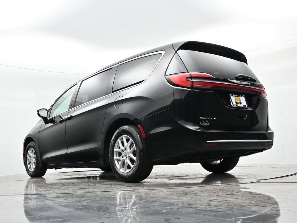 2024 Chrysler Pacifica Touring L FWD