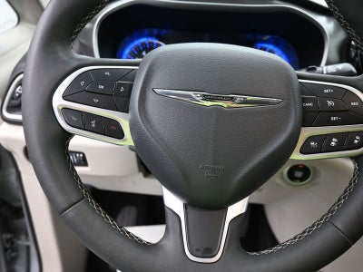 2024 Chrysler Pacifica Touring L FWD