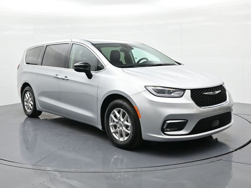 2024 Chrysler Pacifica Touring L FWD