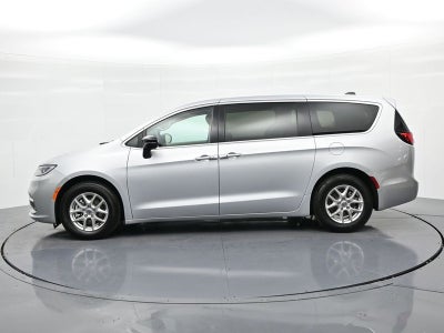 2024 Chrysler Pacifica Touring L FWD