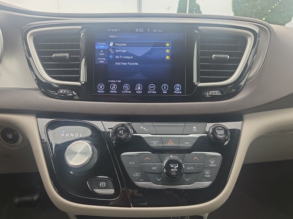 2017 Chrysler Pacifica Touring L