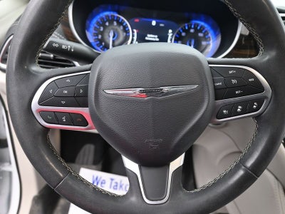 2023 Chrysler Pacifica Limited FWD