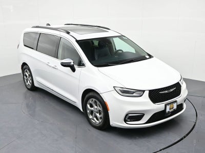 2023 Chrysler Pacifica Limited FWD