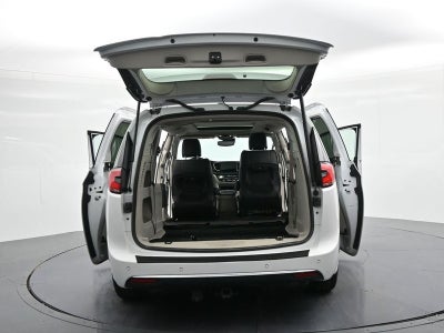 2023 Chrysler Pacifica Limited FWD