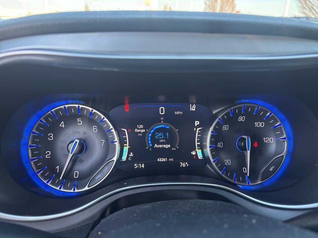 2025 Chrysler Pacifica Limited FWD