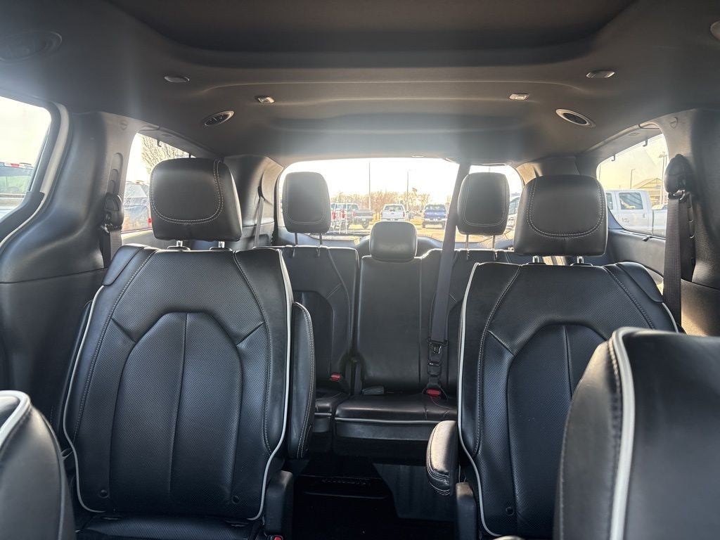 2025 Chrysler Pacifica Limited FWD